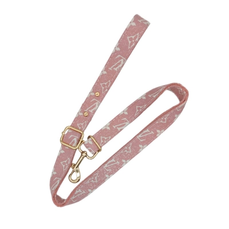 LV: Pink Leash