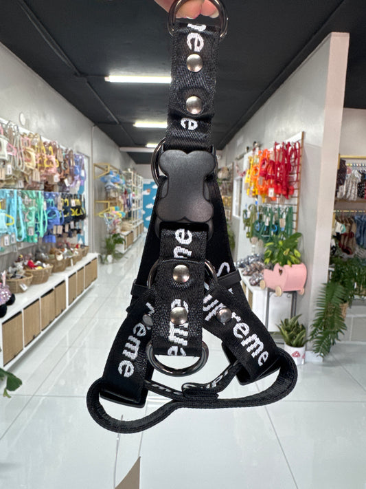 Supreme: Harness Black